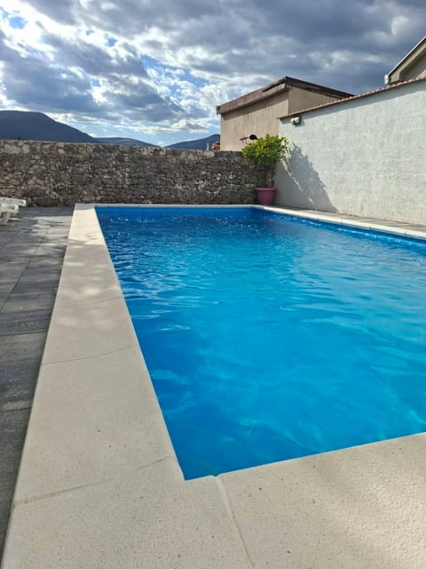 SkyLine apartments Apartment in Mostar