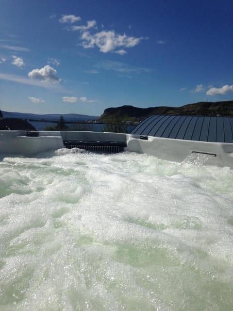 Stones Luxury B&B with hot tub and self-contained rooms Bed and Breakfast in Scotland