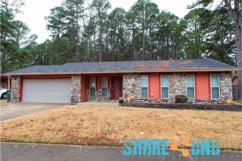 Across from Baptist, Near UAMS & Heart Hospital House in Little Rock