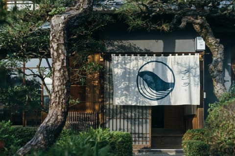 Facade/entrance, Property logo or sign