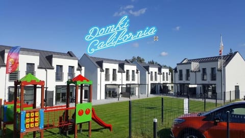 Property building, Day, Natural landscape, Children play ground, Parking