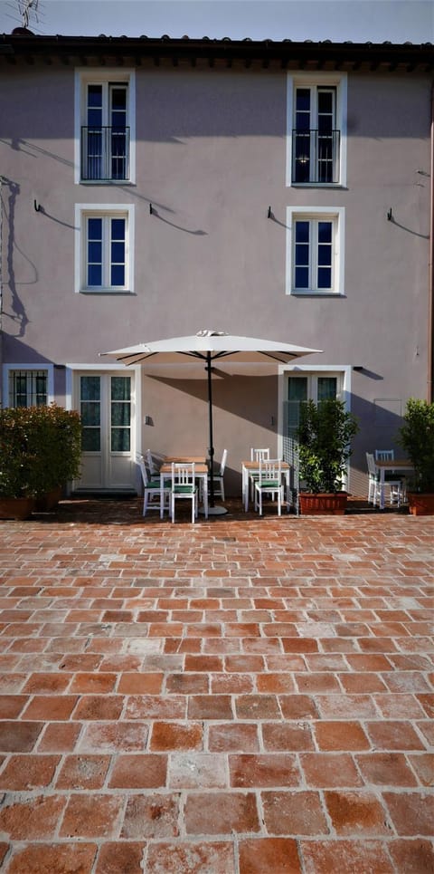 Il Tiglio Jacuzzi&Sauna Bed and Breakfast in Capannori