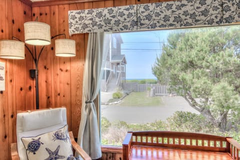 The Nordic House in the Cove - Meredith Lodging House in Seaside