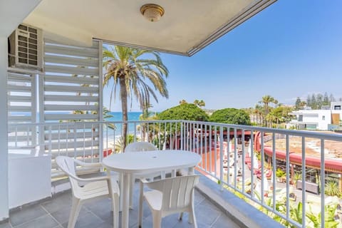 Lovely beachfront apartment Puerto Banus Marbella Apartment in Marbella