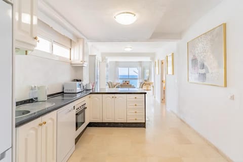 Lovely beachfront apartment Puerto Banus Marbella Apartment in Marbella