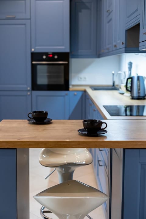 Coffee/tea facilities, Kitchen or kitchenette, dishwasher, minibar, pet friendly, stove