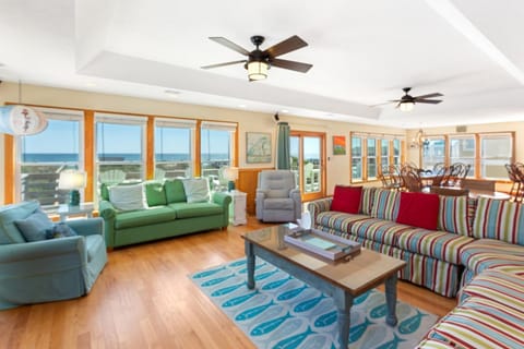 7080 - Cool Breeze House in Nags Head