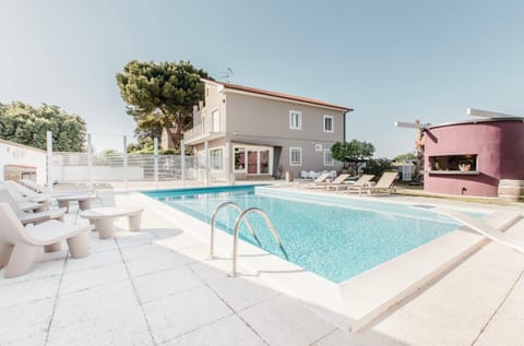 Property building, Swimming pool