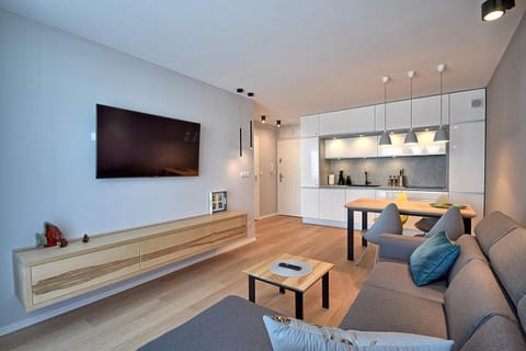 Communal lounge/ TV room, TV and multimedia, Living room, Seating area