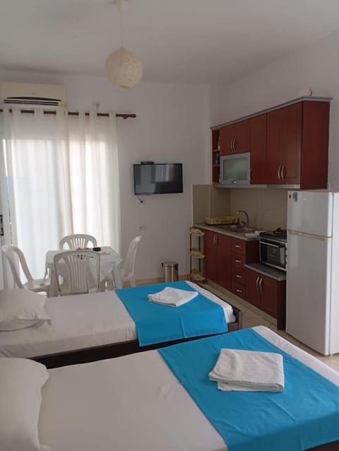 Vila Ergys Apartment in Ksamil