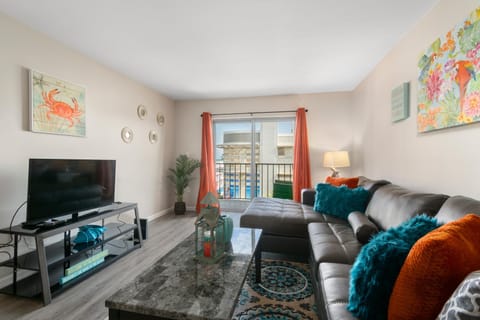 2 Bedroom 2 Bath With Patio On 11th Collins ave Apartment in Flamingo Lummus