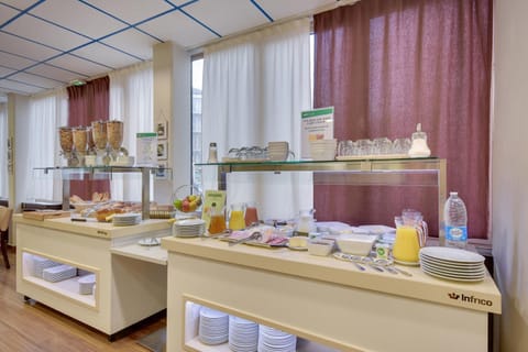 Buffet breakfast, Buffet breakfast