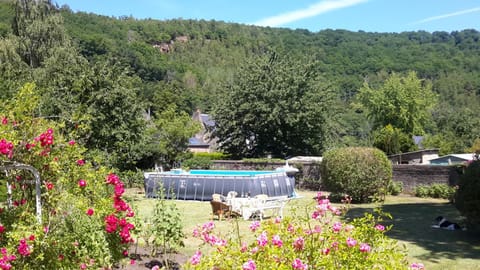 Huize Carmélites House in Wallonia, Belgium