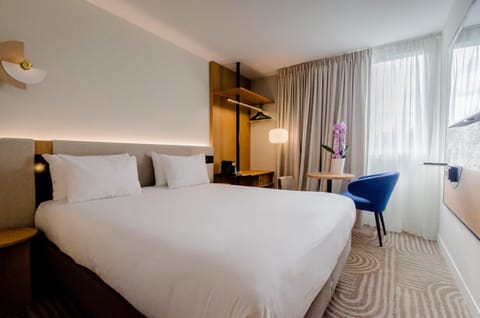 Bed, Bedroom, wardrobe