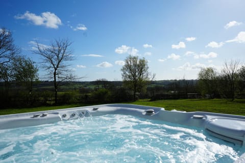Hillcrest Barn. House in Wales