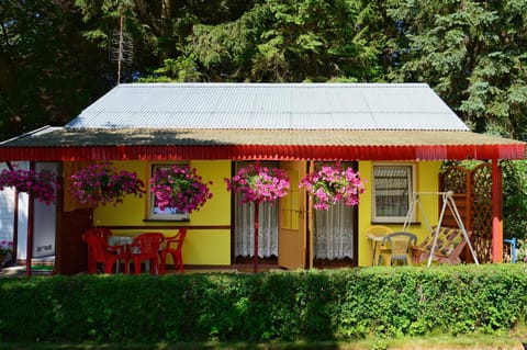Domki letniskowe U GOSI Nature lodge in West Pomeranian Voivodeship, Poland