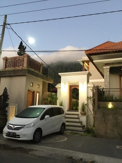 Neighbourhood