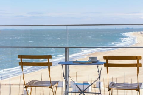 View (from property/room), Balcony/Terrace, Beach, Sea view
