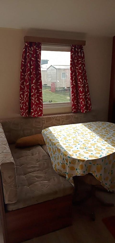 Caledonian Caravan Campground/ 
RV Resort in Tendring District