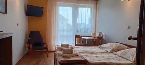 TV and multimedia, Photo of the whole room, Seating area, towels