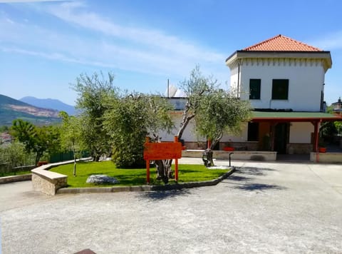 Property building, Garden, Garden