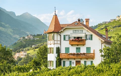 Gästehaus Seitzhof Bed and Breakfast in Merano