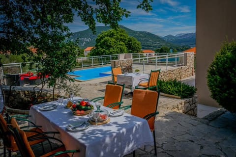 Apartments Ivanka Bed and Breakfast in Dubrovnik-Neretva County