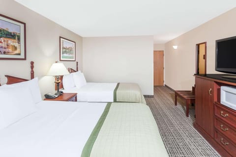 Photo of the whole room, On site