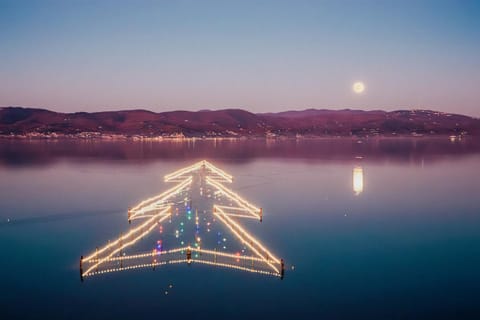 I SEE LAKE House in Umbria