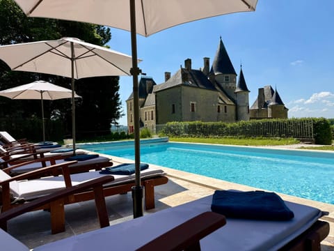 Château des Feugerets Bed and Breakfast in Normandy