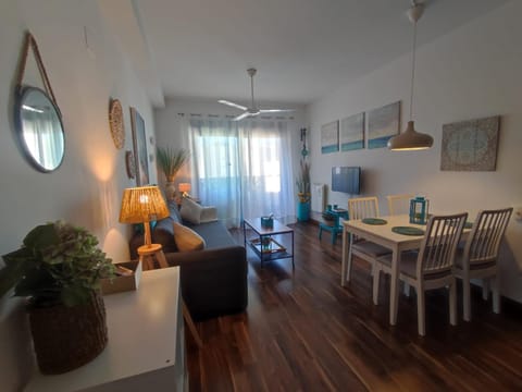 TV and multimedia, Living room, Dining area