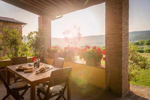 Patio, Day, Natural landscape, View (from property/room), Balcony/Terrace, Dining area