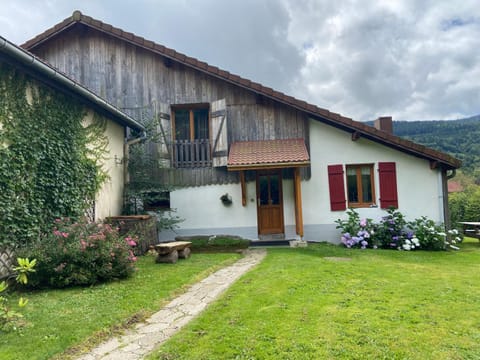 Gîte de la Mésange House in Gérardmer