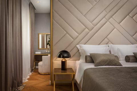 Seating area, Bedroom