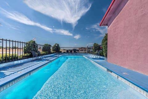 On site, Pool view, Swimming pool, Swimming pool