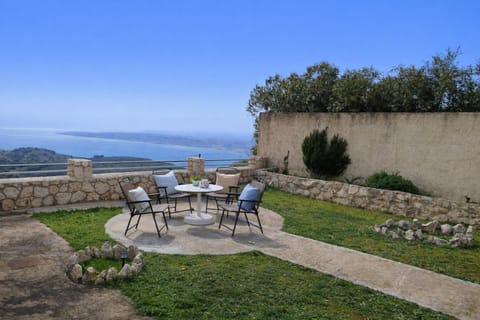 Natural landscape, Balcony/Terrace, Sea view