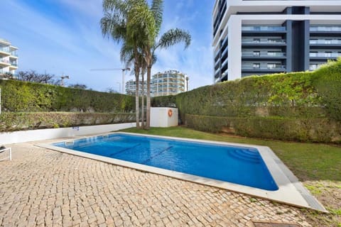 Property building, Day, Garden, Garden view, Pool view, Swimming pool, sunbed