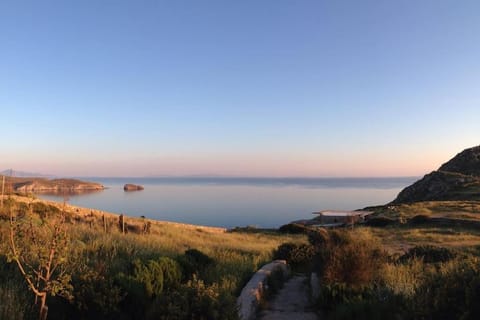 Nearby landmark, Natural landscape, Mountain view, Sea view, Sunrise, Sunset