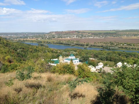 Nearby landmark, Neighbourhood, Natural landscape, Bird's eye view, Hiking, River view