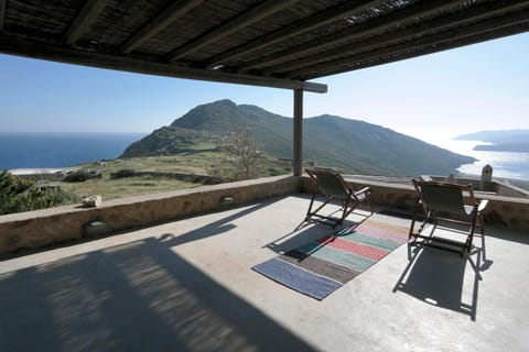 Patio, Natural landscape, View (from property/room), Balcony/Terrace, Seating area, Mountain view, Sea view