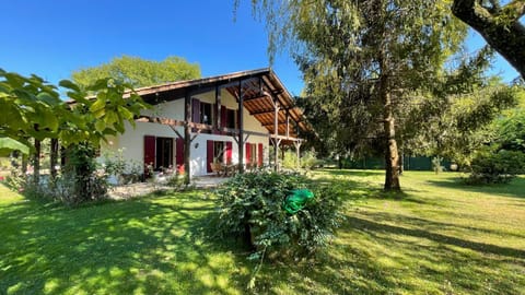 Property building, Garden, Garden view