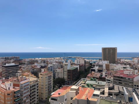 Apartamento City & Beach Apartment in Alicante