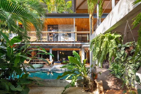 Property building, Balcony/Terrace, Swimming pool