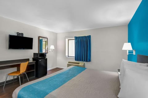 Photo of the whole room, On site