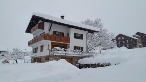 Property building, Winter