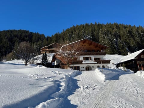 Property building, Day, Winter