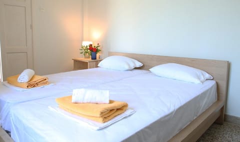 house in the village near the sea Apartment in Crete