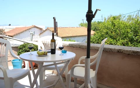 house in the village near the sea Apartment in Crete
