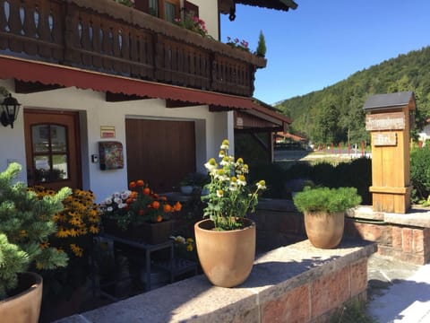 Gästehaus Weinrebe Apartment in Schönau am Königssee