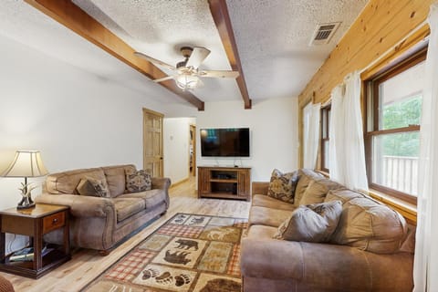 Hollow's End House in Swain County